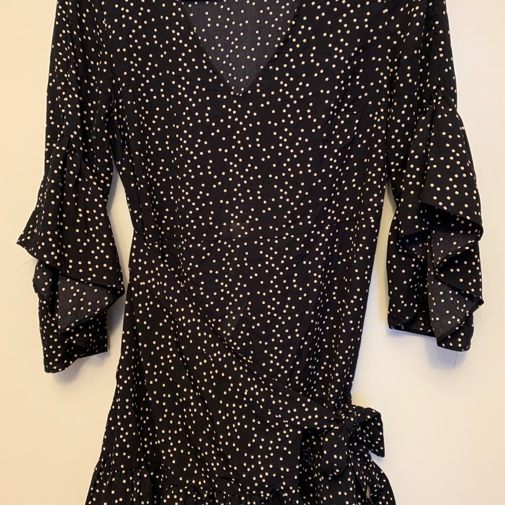 Spring dress - Picture 3 of 3